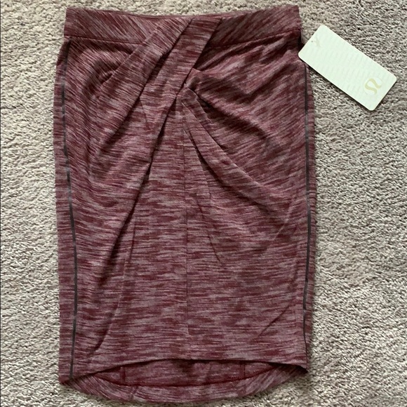 Lululemon Skirt - Picture 1 of 6